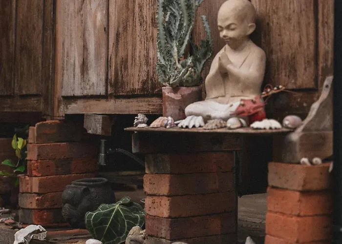 Humble Wooden House Bali Ketewel